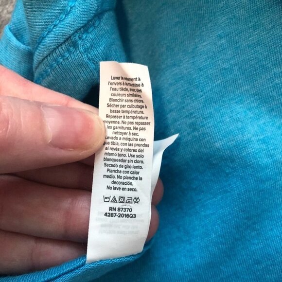 BUD LIGHT On A Beach Blue Short Sleeve Unisex Tee - Picture 6 of 7